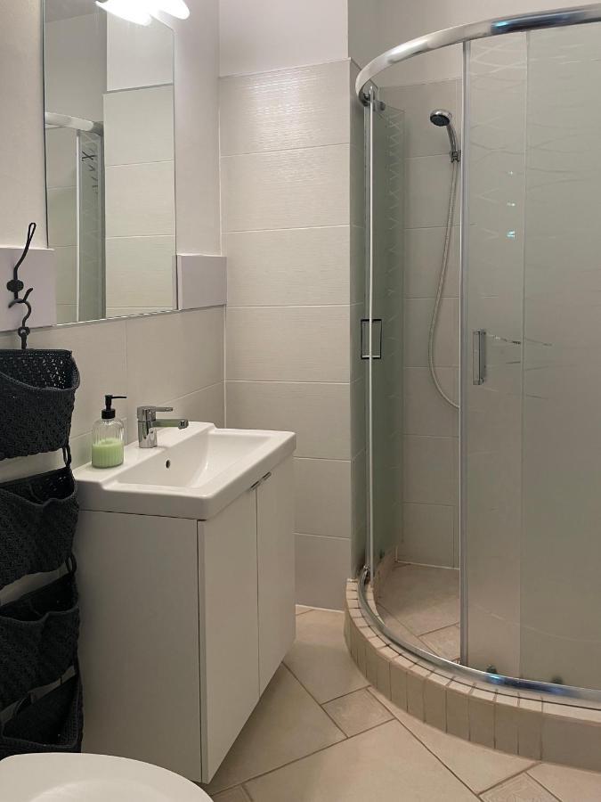 Szelrozsa Apartmanhaz Velence Ngoại thất bức ảnh
