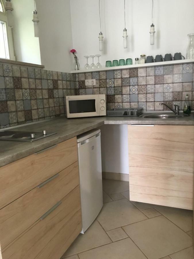Szelrozsa Apartmanhaz Velence Ngoại thất bức ảnh